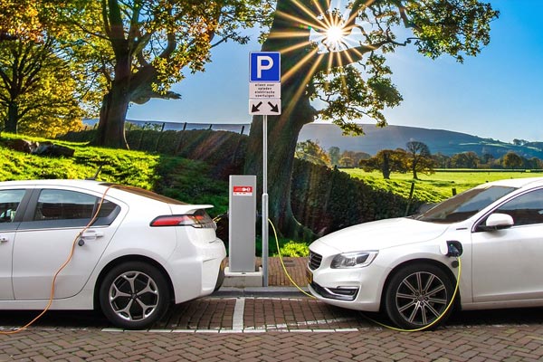 Making A Greener Choice – Hybrid, EV or PHEV?